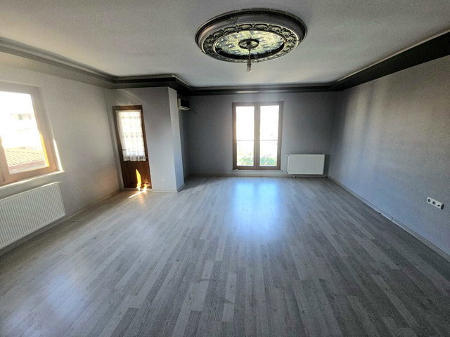 RE/MAX DREAM'DEN KÖRFEZ T.ÇİFTLİK MERKEZDE 4+1 SATILIK DUBLEX