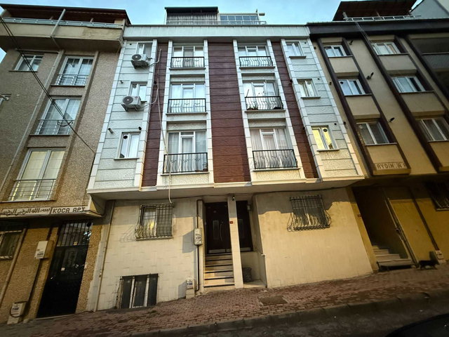 MAHMUTBEYDE, BALKONLU 1.KATTA, 2+1 SATILIK FIRSAT DAİRE VİDEOLU