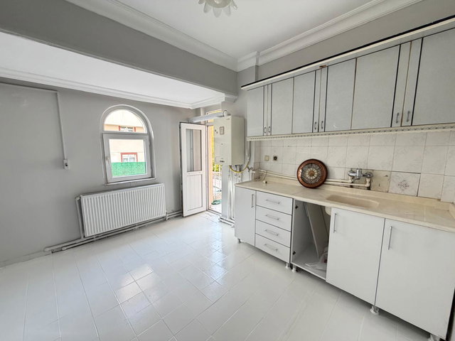 REMAX İLKE'DEN KÖŞK MAHALLESİ'NDE 2+1 KİRALIK DAİRE