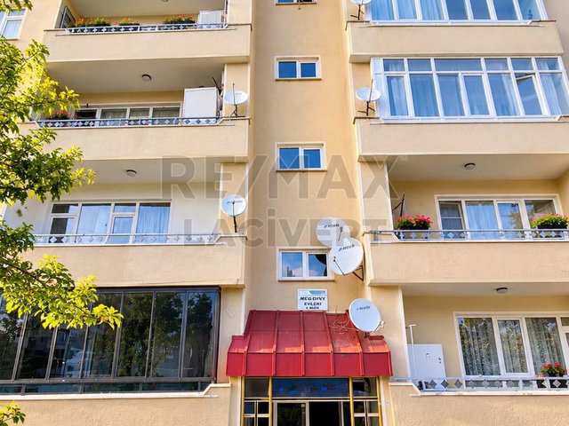 RE/MAX LACİVERT'TEN KAYAKYOLU'NDA SATILIK 3+1 BODRUM KAT DAİRE