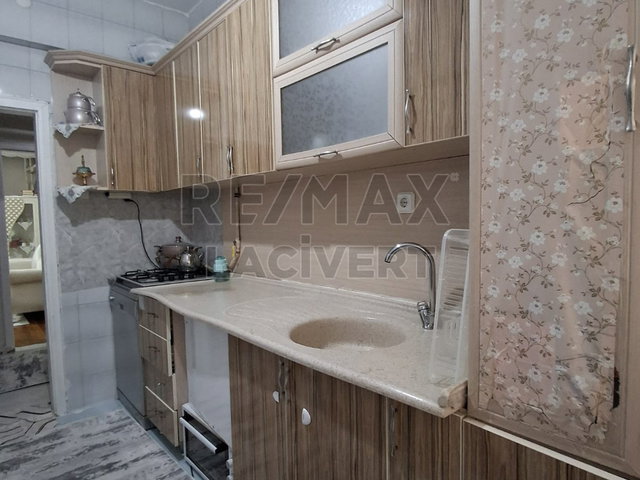 RE/MAX LACİVERT'TEN KAYAKYOLU'NDA SATILIK 3+1 BODRUM KAT DAİRE