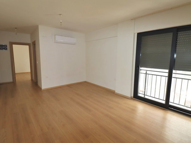 KUŞADASI MERKEZDE KİRALIK EŞYALI DAİRE