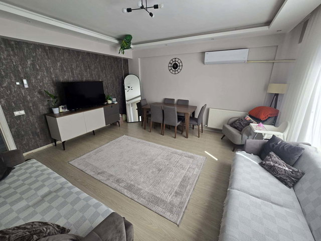BUCA HÜRRİYET MAH İZBAN YAKINI ASANSÖRLÜ 3+1 130 M2 SATILIK DAİRE