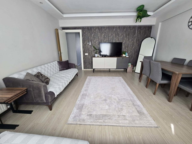 BUCA HÜRRİYET MAH İZBAN YAKINI ASANSÖRLÜ 3+1 130 M2 SATILIK DAİRE