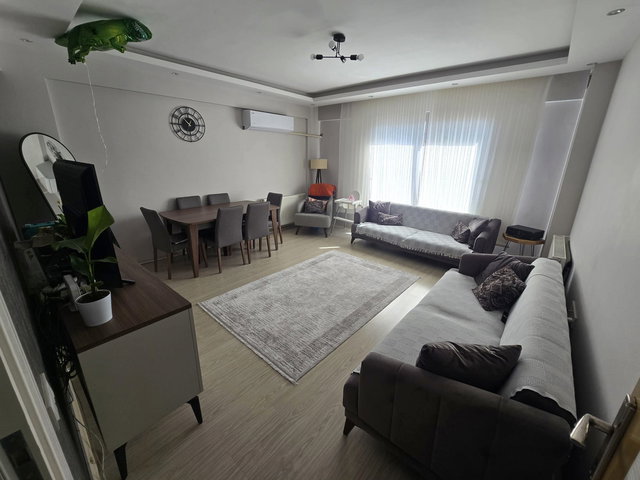 BUCA HÜRRİYET MAH İZBAN YAKINI ASANSÖRLÜ 3+1 130 M2 SATILIK DAİRE