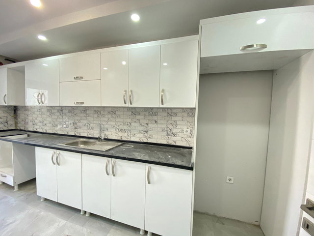 SATILIK 2+1 DAİRE SIFIR BİNADA OTOPARKLI MALTEPE/ZÜMRÜTEVLER