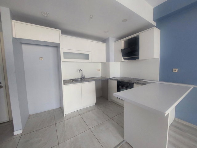 ESENYURT ÖNAY LİFE RESİDENCE 15. KAT GENİŞ BALKONLU KİRALIK 1+1 DAİRE
