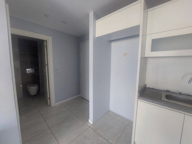 ESENYURT ÖNAY LİFE RESİDENCE 15. KAT GENİŞ BALKONLU KİRALIK 1+1 DAİRE