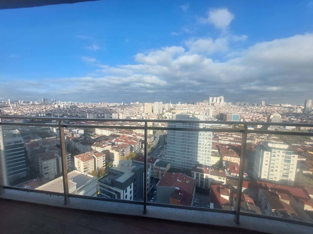 ESENYURT ÖNAY LİFE RESİDENCE 15. KAT GENİŞ BALKONLU KİRALIK 1+1 DAİRE
