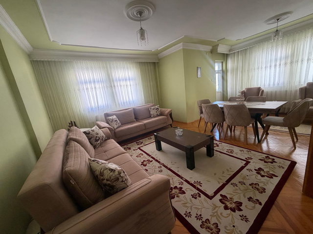 REMAX İLKE'DEN ŞÜKRÜPAŞA'DA 3+1 SATILIK DAİRE