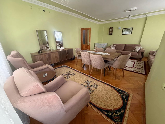 REMAX İLKE'DEN ŞÜKRÜPAŞA'DA 3+1 SATILIK DAİRE