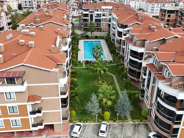 BARIŞ VIZYON DELUXE SITESINDE SATILIK 4+1 ÇATI DUBLEKS REMAX ÇA