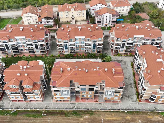 BARIŞ VIZYON DELUXE SITESINDE SATILIK 4+1 ÇATI DUBLEKS REMAX ÇA