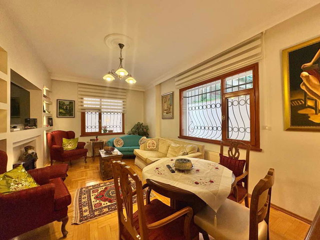 IDEALTEPE BAĞDAT CADDESİ ÜZERİNDE İÇİ YENİLENMİŞ 3+1 BALKONLU