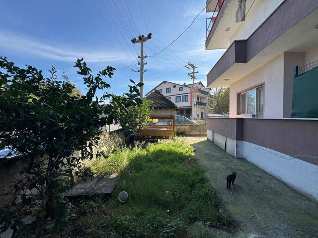GÖLCÜK KAVAKLI MAHALLESİ SATILIK 4+2 DÜZ DAİRE REMAX ÇAKRA