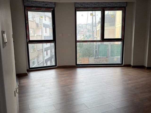 BEŞİKTAŞ’DA KİRALIK SIFIR 2+1 DAİRE