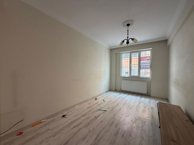 RE/MAX EDE'DEN PİRİ REİS MAHALLESİNDE SATILIK 3+1 DAİRE