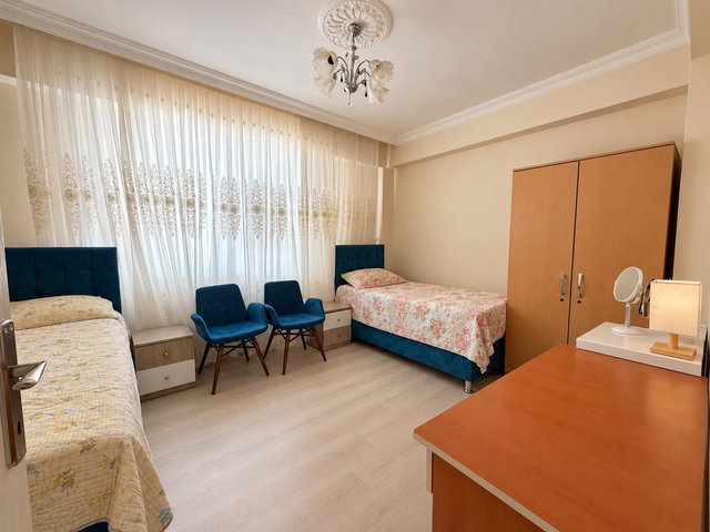 RE/MAX EDE'DEN ÜNİVERSİTEYE YAKIN KONUMDA SATILIK 3+1 DAİRE