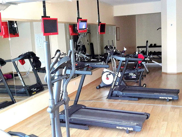 YAŞAMKENT PARKLİMA SİTESİNDE SATILIK 4+1 LÜX YAPILI