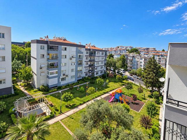 KUŞADASI MERAM SİTESİNDE 2+1 KİRALIK DAİRE