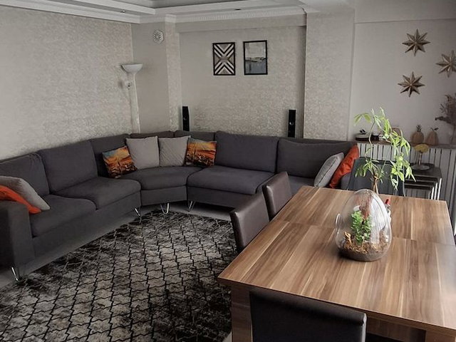 GÜLTEPE'DE METROBÜSE YAKIN SATILIK 3+1 | 130 METREKARE FIRSAT DAİRE