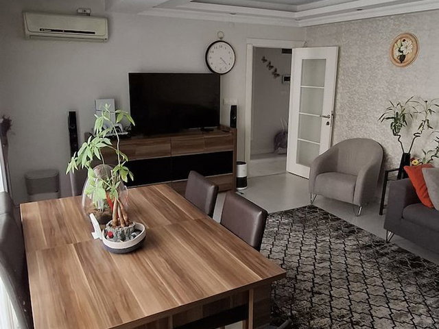 GÜLTEPE'DE METROBÜSE YAKIN SATILIK 3+1 | 130 METREKARE FIRSAT DAİRE
