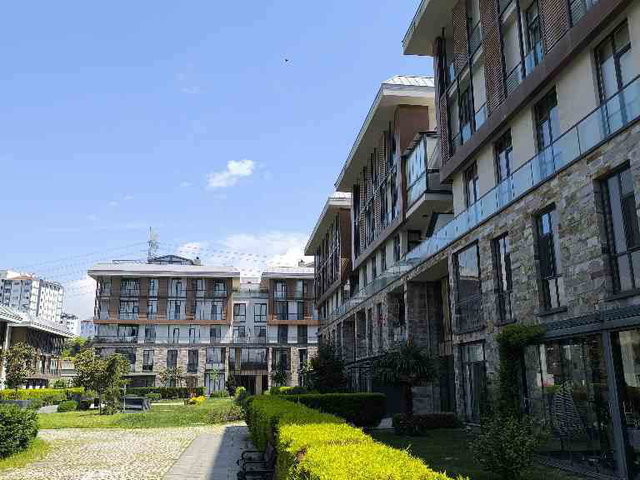 AYAZMA EMLAK KONUTLARI 5. PARSEL SİTESİNDE 4+1,5 184 METREKARE PEYZAJ CEPHELİ SATILIK DAİRE