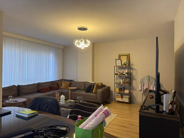 EYÜPSULTAN AKŞEMSETTİN MAHALLESİNDE SİTE İÇİNDE SATILIK DAİRE