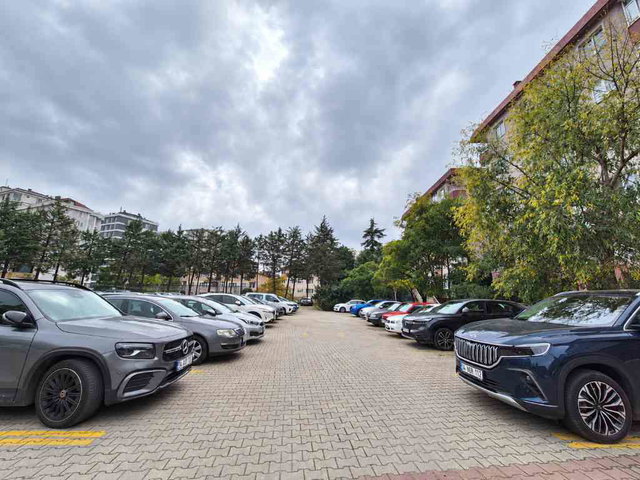 GARANTİ KONAKLARI SİTESİNDE KİRALIK FERAH 3+1 DAİRE