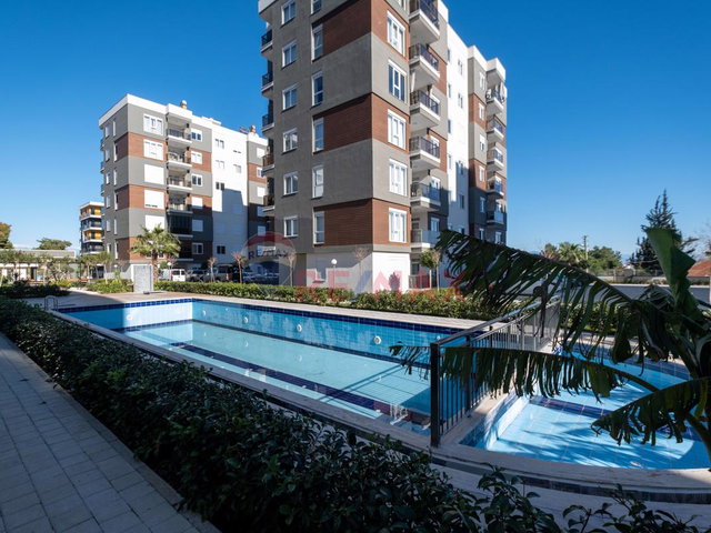 YAŞAROĞULLARI VADİ SİTESİ SATILIK 2+1 DAİRE