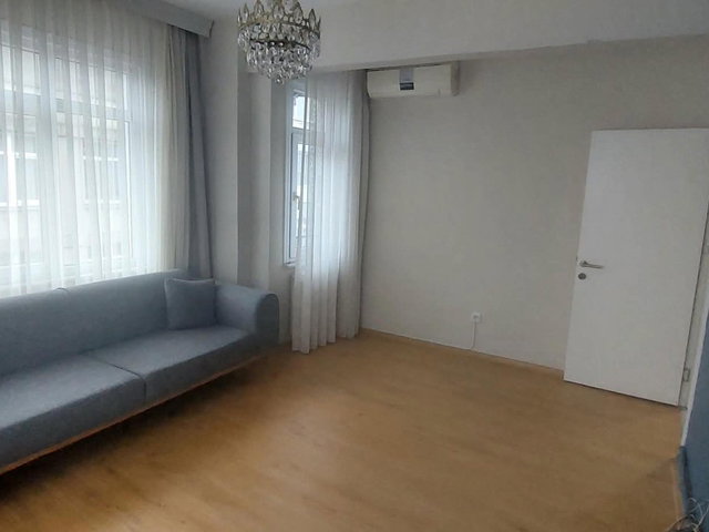 KADİKÖY BAHARİYE OSMANAĞA MAH. 2+1 KİRALIK DAİRE
