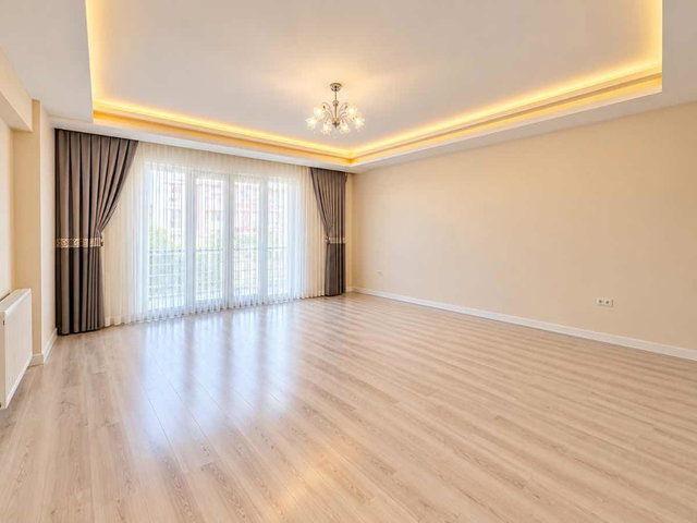 MARMARA LİFE 2'DE C BLOK ARA KAT 200 M² 4+1 ÇAMAŞIR ODALI DAİRE