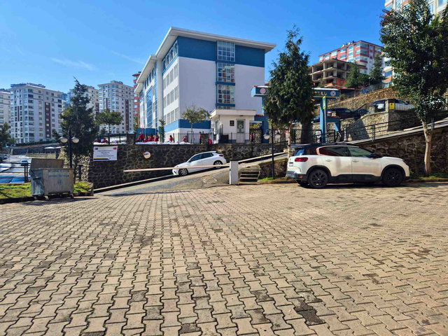 ÇUKURÇAYIR FERAH EVLER'DE 3+1 GENİŞ, FERAH, FIRSAT DAİRE