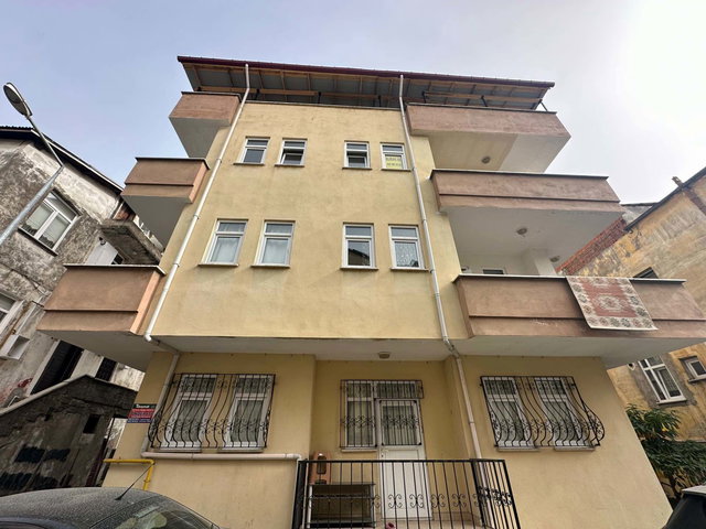 YENİMAHALLE'DE MERKEZİ KONUMDA 2+1 KİRALIK DAİRE