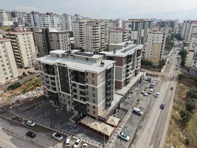 RE/MAX EDE'DEN ANA CADDE ÜZERİNDE LÜKS 2+0 SATILIK DAİRE