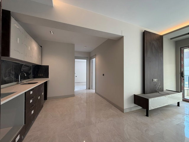 RE/MAX EDE'DEN ANA CADDE ÜZERİNDE LÜKS 2+0 SATILIK DAİRE