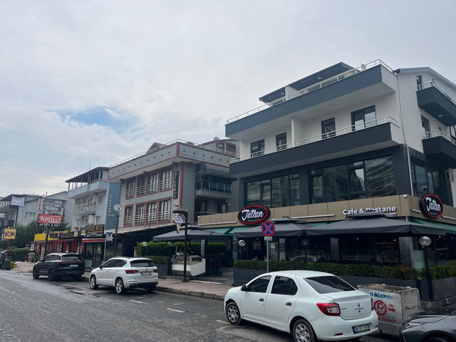 İZMIT TOPÇULAR MAHALLESI 25 M2 EŞYALI 1+0 KIRALIK DAIRE