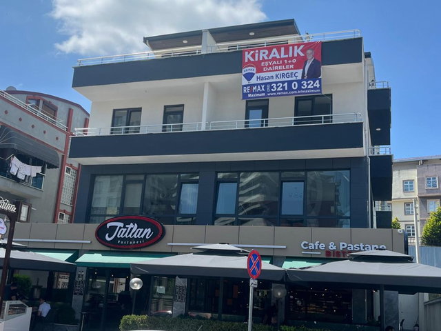 İZMIT TOPÇULAR MAHALLESI 25 M2 EŞYALI 1+0 KIRALIK DAIRE