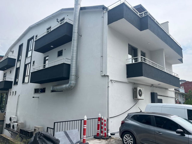 İZMIT TOPÇULAR MAHALLESI 25 M2 EŞYALI 1+0 KIRALIK DAIRE