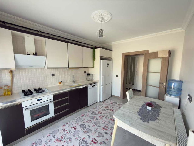 REMAX DOĞU GÜNEYKENT 112 KARŞISI 3+1 D BLOK SATILIK DAİRE