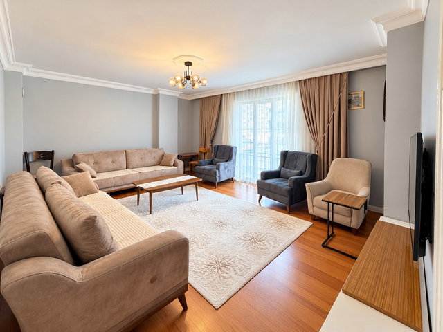 RE/MAX GELİŞİM GÜVENCESİYLE MEHTERÇEŞME MAHALLESİ SATILIK 6+2