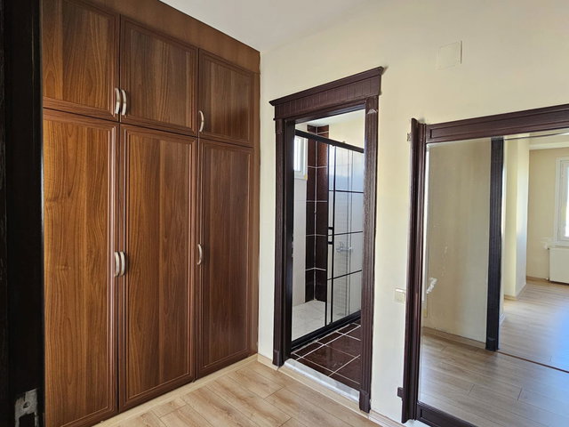 REMAX PALM'DEN AKDENİZ PLAZA 2 SİT.'DE DENİZ MANZARALI KİRALIK