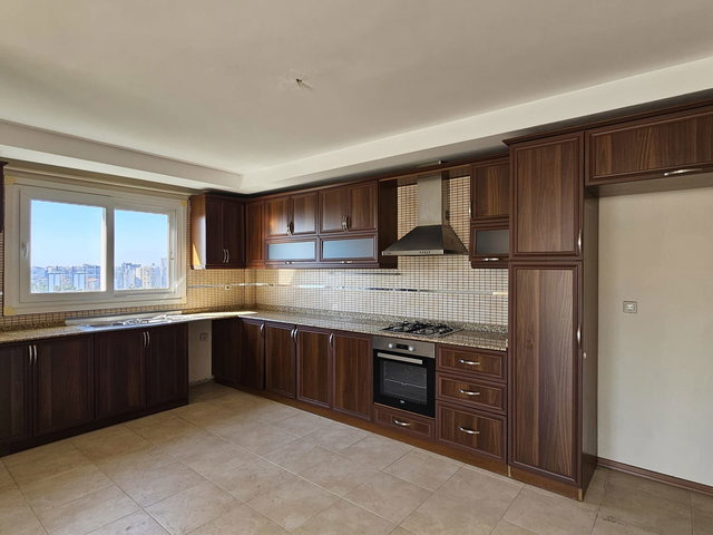 REMAX PALM'DEN AKDENİZ PLAZA 2 SİT.'DE DENİZ MANZARALI KİRALIK