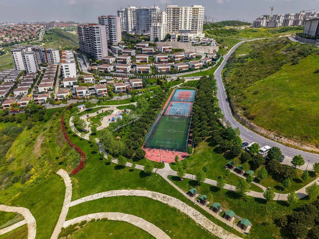 BAHÇEŞEHİR KONAKLARI 1 ETAP 5+1 ÖZEL BAHÇELİ VİLLA
