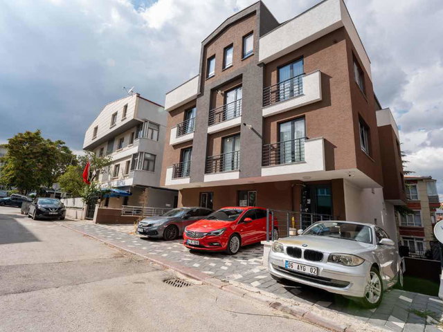 YENİMAHALLE AVM YAKINI 0 BİNADA 1+1 SATILIK KAT KONUMUNDA Y.GİRİŞ KAT DAİRE