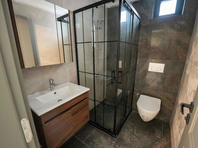 YENİMAHALLE AVM YAKINI 0 BİNADA 1+1 SATILIK KAT KONUMUNDA Y.GİRİŞ KAT DAİRE