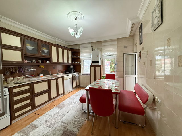 REMAX İLKE'DEN YILDIZKENT'TE 3+1 KİRALIK DAİRE