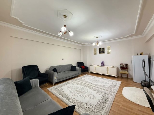 REMAX İLKE'DEN YILDIZKENT'TE 3+1 KİRALIK DAİRE