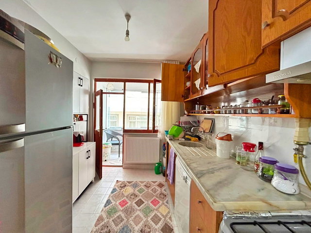 MERKEZİ KONUM DOĞALGAZLI 4+1 SATILIK DAİRE...