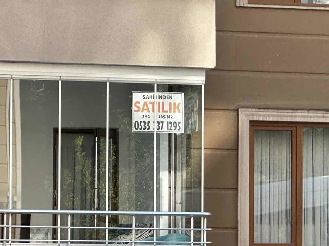 ÇUKURÇAYIR'DA SİTE İÇERİSİNDE FUL EŞYALI KLİMALI KİRALIK DAİRE!